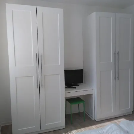Fahrenhorst 12 - Reihenhaus Nr 24 *
